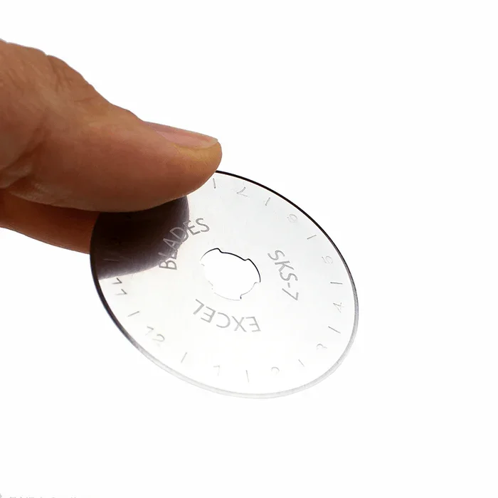 Excel 28mm Straight Rotary Blade 60014 - Image 3